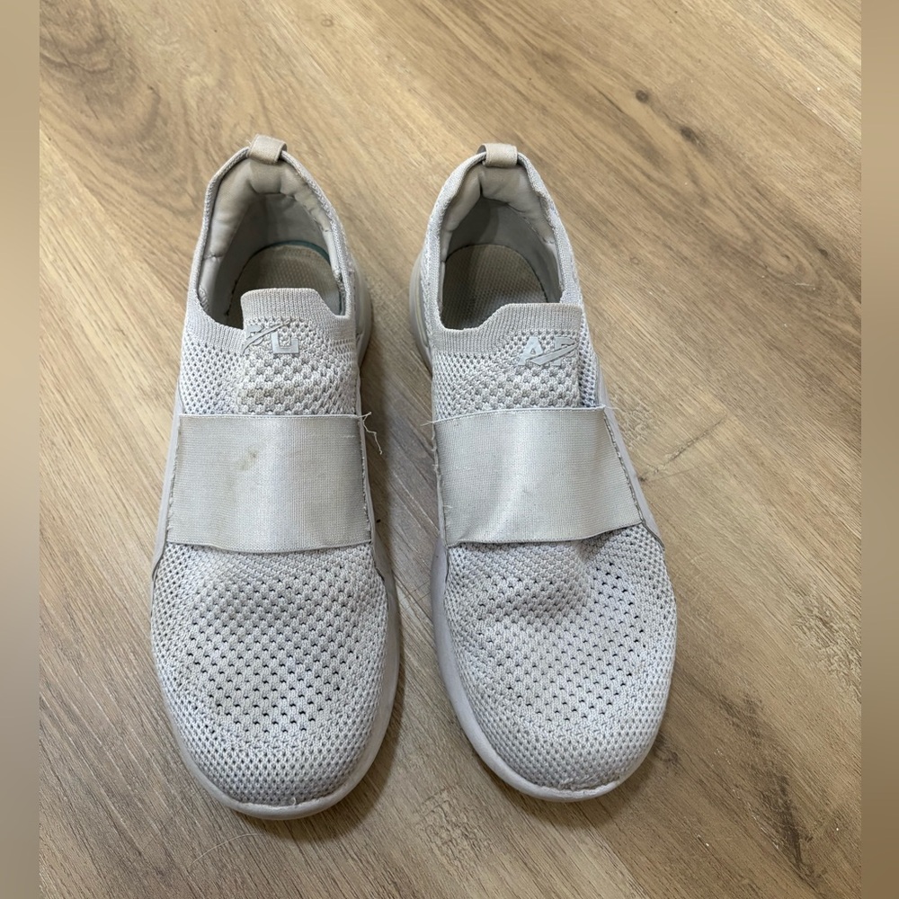 APL techbloom bliss sneaker
